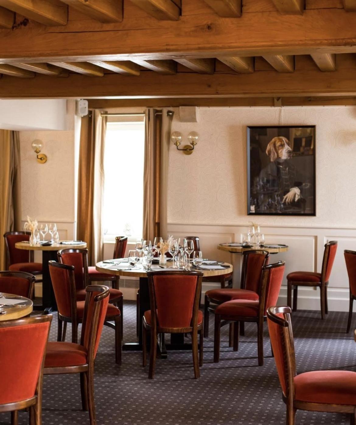 Logis Hotel Restaurant Du Labrador Saint-Benoît-sur-Loire Exteriör bild
